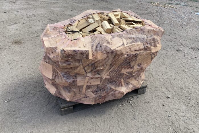 Koivuklapia 25 cm 1 irtokuution suursäkissä.